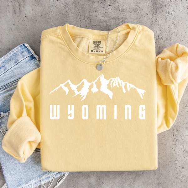 Butter/Crewneck White Tetons on Comfort Colors