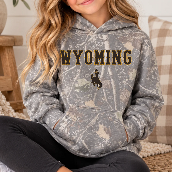 NCAA WYOMING/YOUTH Midweight Deadwood Tree Camo Hoodie